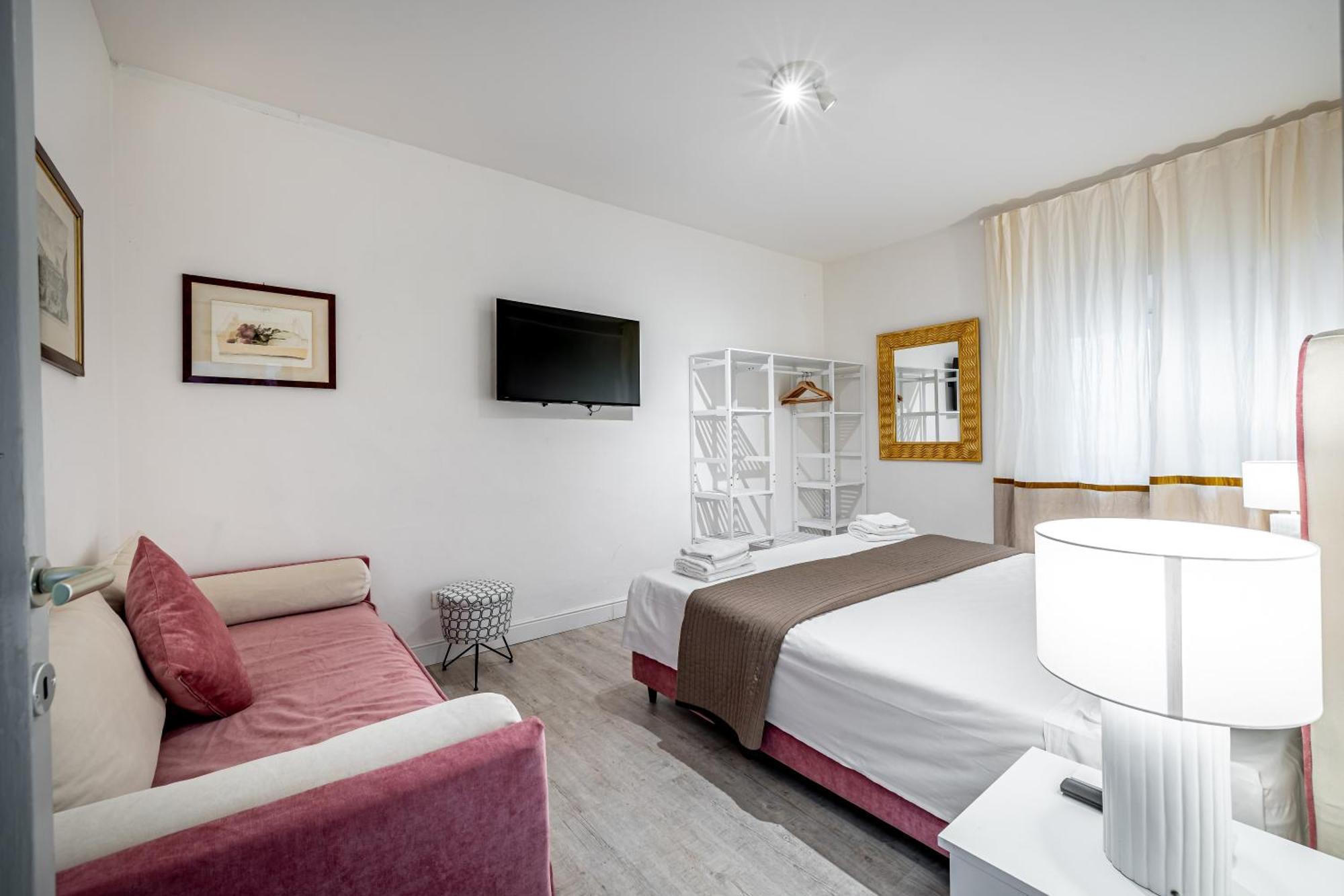 Appartamento Yid Donatello Con Terrazzo *